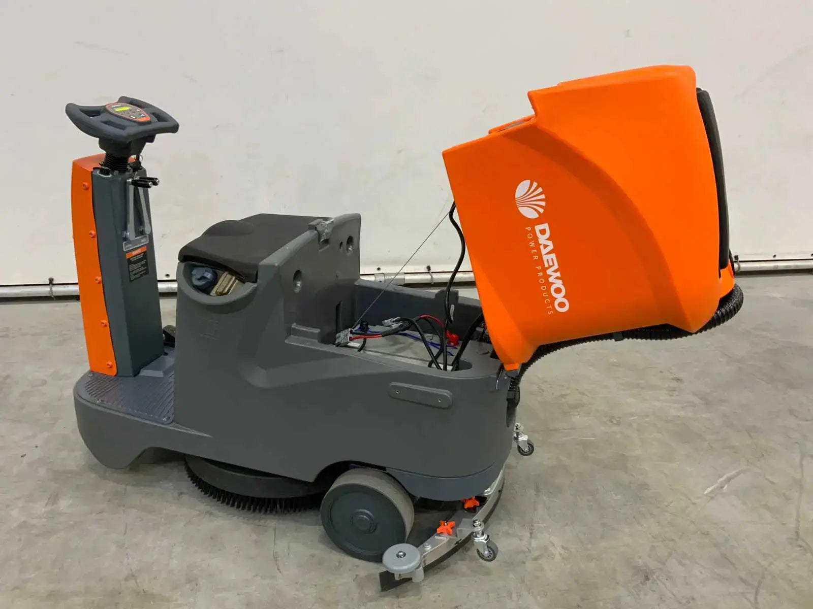 Autolaveuse Autoportée à Batterie DAFR70 Gondole Tego